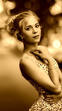 Sepia