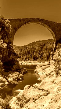 Sepia