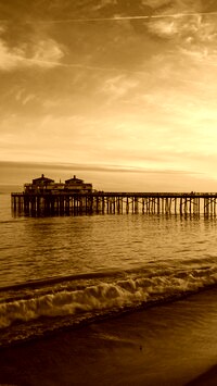 Sepia