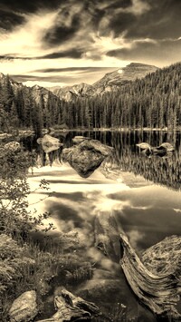 Sepia