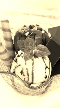 Szary + Sepia