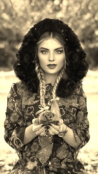Sepia