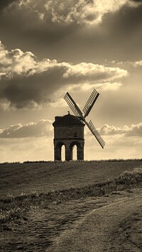 Sepia