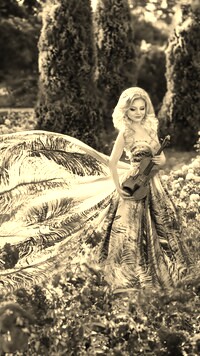 Sepia