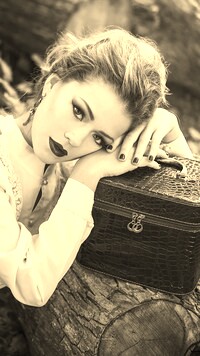 Szary + Sepia