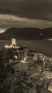 Sepia
