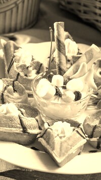 Szary + Sepia