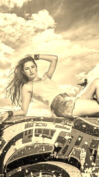 Sepia