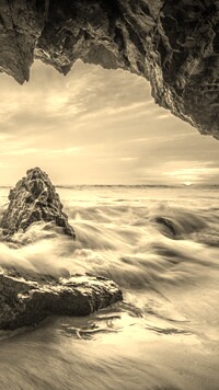 Sepia
