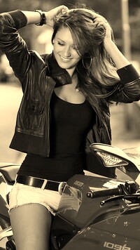 Sepia