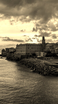 Sepia