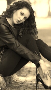 Sepia