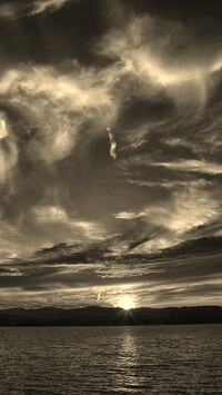 Sepia