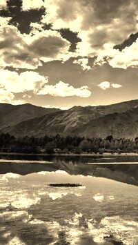 Sepia