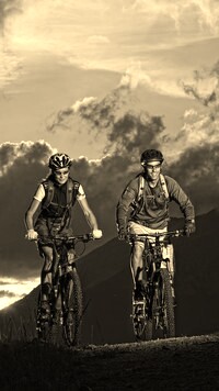 Szary + Sepia