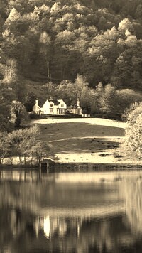 Sepia