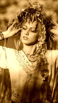 Sepia