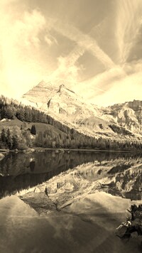 Sepia