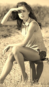 Sepia