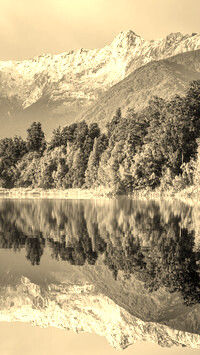 Sepia