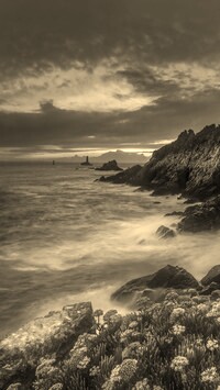 Sepia