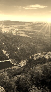 Sepia