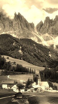 Sepia