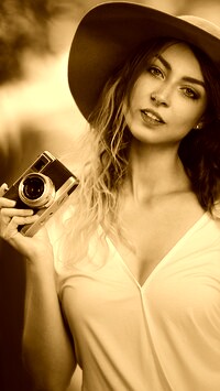 Sepia