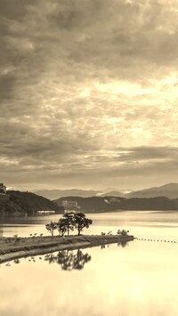 Sepia