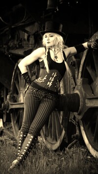 Sepia