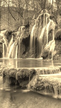 Sepia