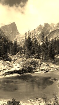Sepia