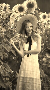 Sepia