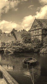 Sepia