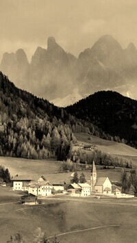 Sepia