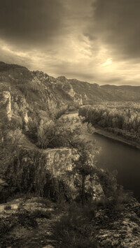 Sepia