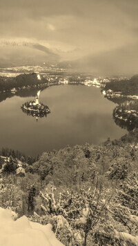 Sepia