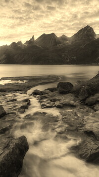 Sepia