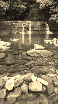 Sepia