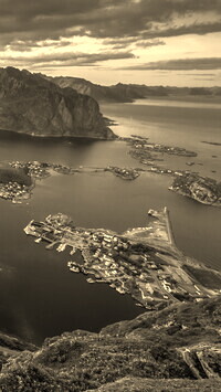 Sepia