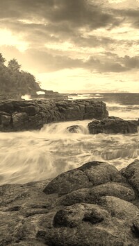 Sepia