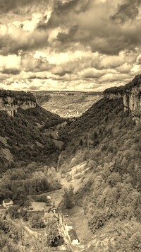 Sepia