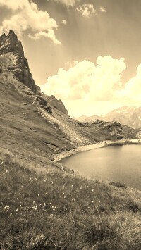 Sepia