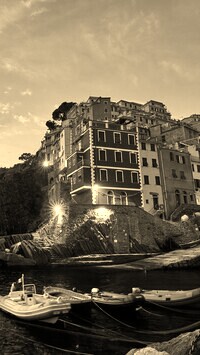 Sepia