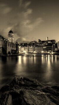 Sepia