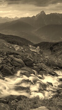 Sepia