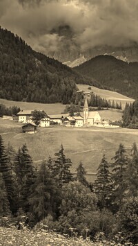 Sepia