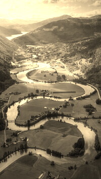 Sepia