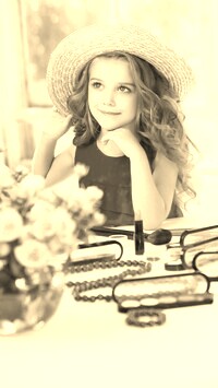 Sepia