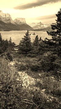 Sepia
